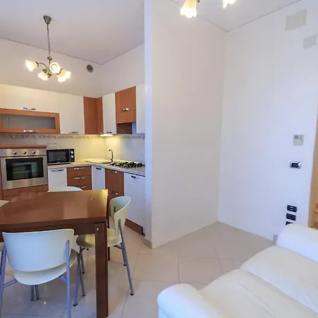 Apartment Appartamento A 30 Metri Dal Mare